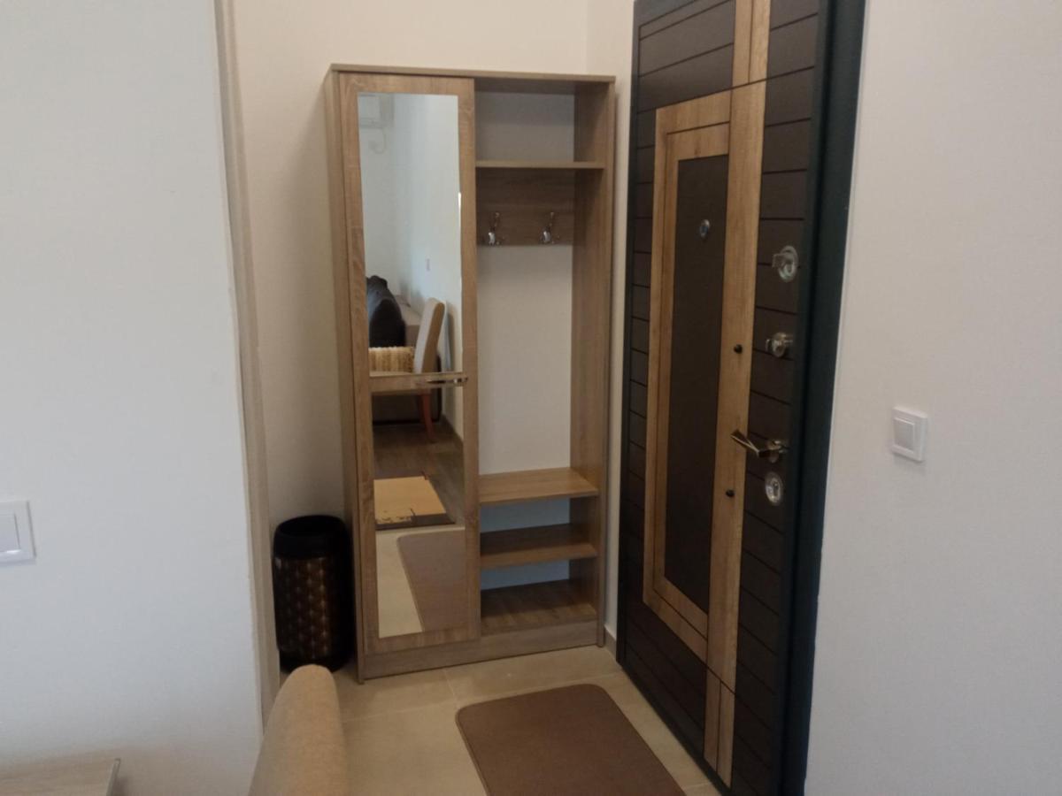 Apartman Ami Ulcinj Ngoại thất bức ảnh